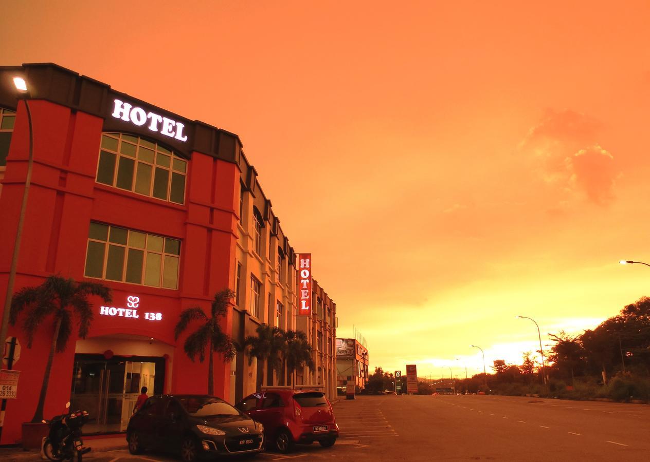 Hotel 138 @ Subang Shah Alam Bagian luar foto